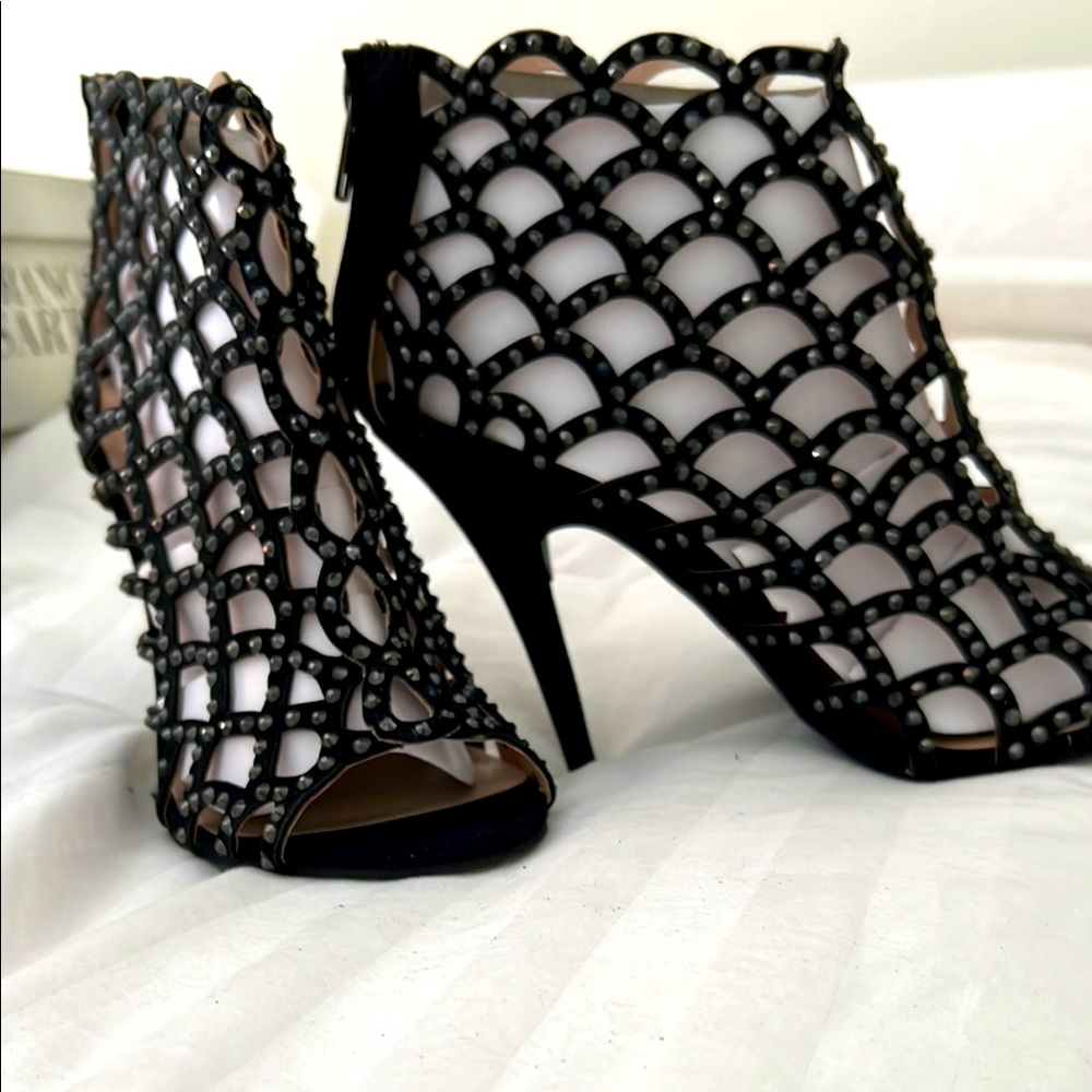 Elegant Black Stiletto Heels